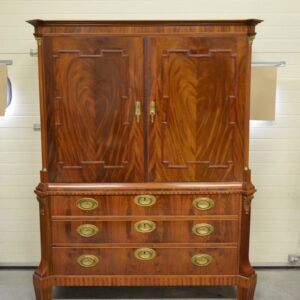 Antiek mahonie louis seize kabinet