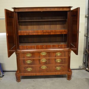 Antiek mahonie louis seize kabinet